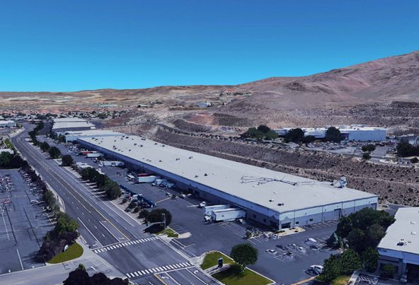 Cubework Sparks: 250 Vista Blvd Ste 101, Sparks, NV 89434
